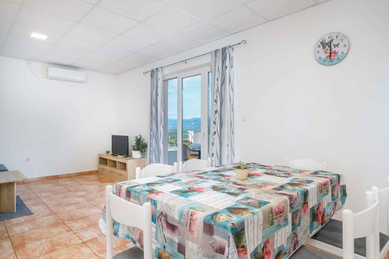 Apartments In Cizici/Insel Krk 31083 外观 照片