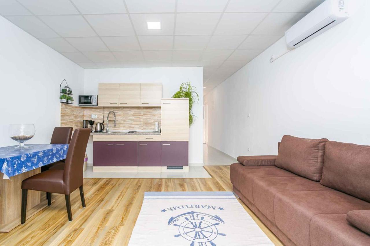 Apartments In Cizici/Insel Krk 31083 外观 照片